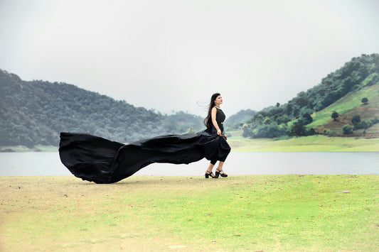 Black Long Tail Prewedding Gown